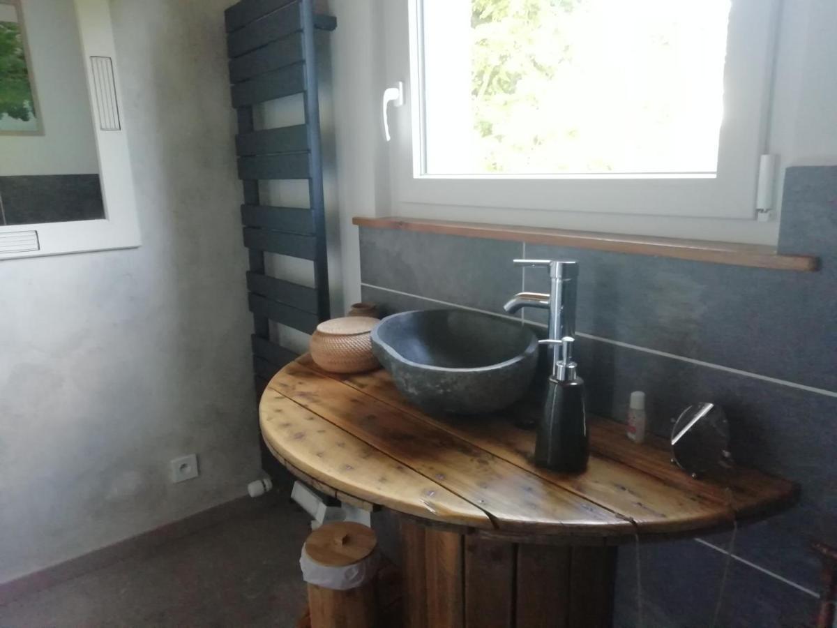 Chez Sophie Et Gilles Bed & Breakfast Monistrol-sur-Loire Bagian luar foto