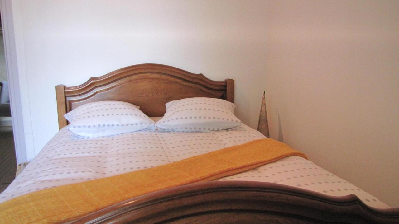 Chez Sophie Et Gilles Bed & Breakfast Monistrol-sur-Loire Bagian luar foto